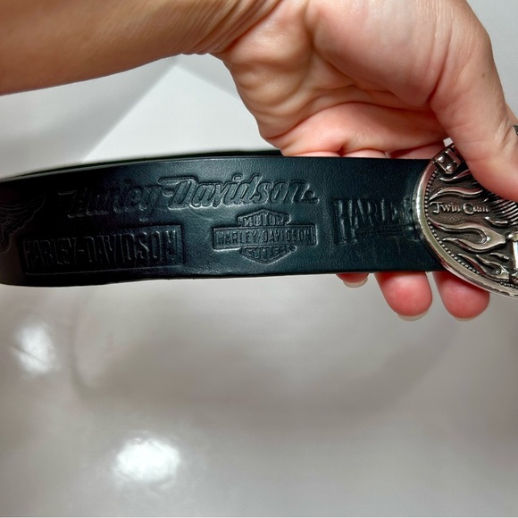 ✨✨SOLD✨✨Harley-Davidson Men’s Black Leather Belt with Harley Silver Buckle - Picture 5 of 8